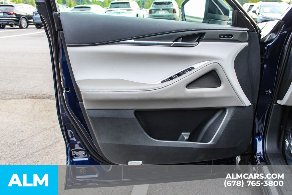 Used 2026 Blue INFINITI PURE image 31