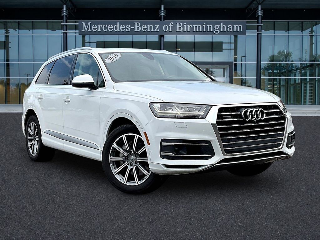Glacier White Metallic 2019 Audi Q7 SUV / Crossover All-Wheel Drive 8-Speed Automatic