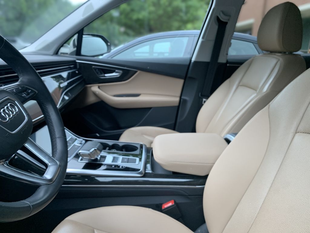 Thumbnail: 2022 Audi Q7 - 5