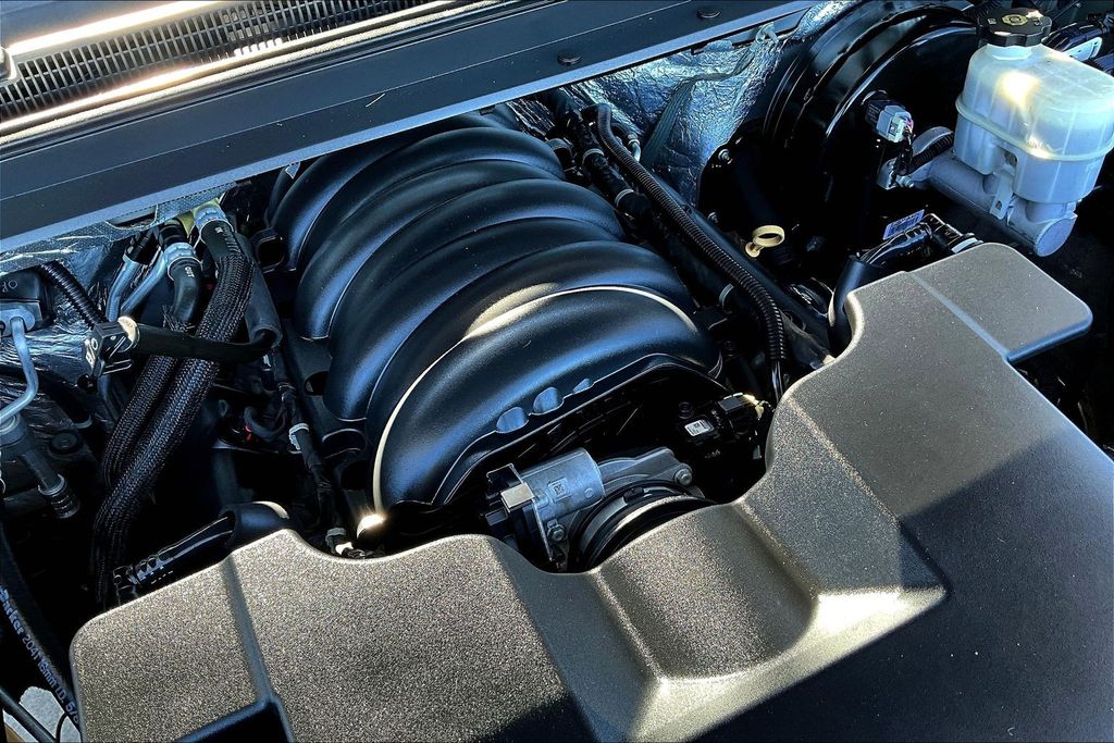 2017 Chevrolet Tahoe LT Silver at Autostrade