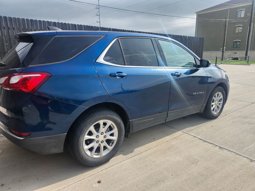 View vehicle photo 4