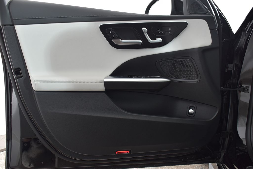 Thumbnail: 2026 Mercedes-Benz C-Class - 11