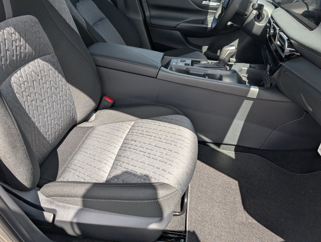 New 2027 Nissan Sentra Sedan