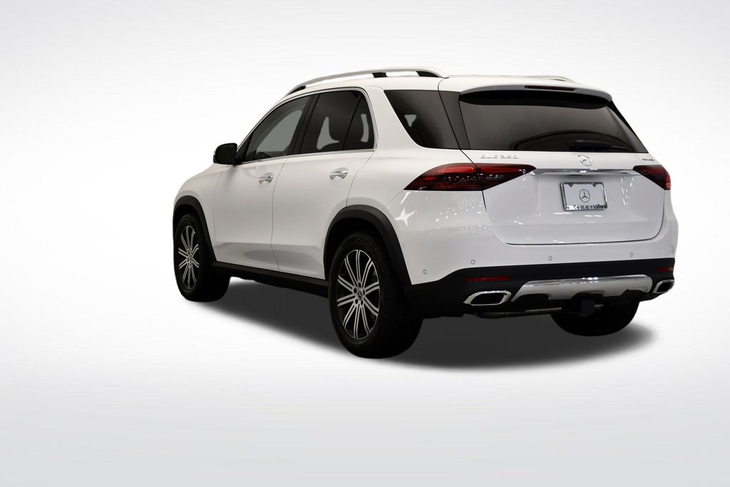 Thumbnail: 2026 Mercedes-Benz GLE - 3