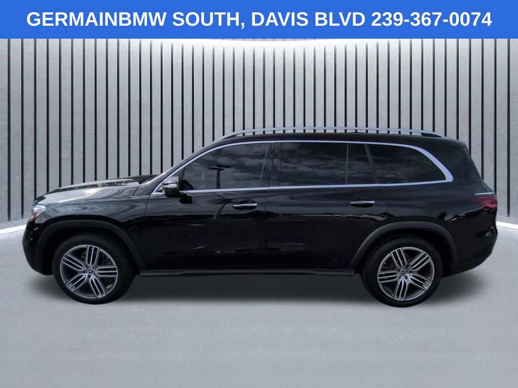 Used 2025 Black Mercedes-Benz GLS 450 image 8