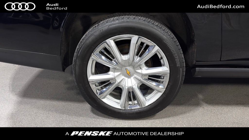 Thumbnail: 2022 Chevrolet Suburban - 8