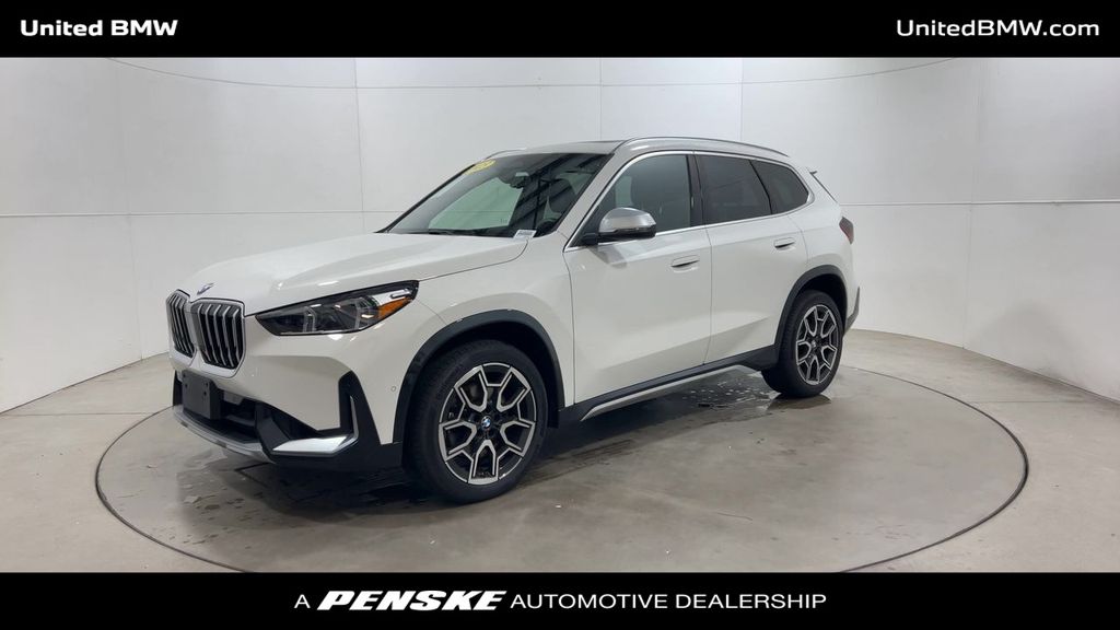 Thumbnail: 2023 BMW X1 - 4