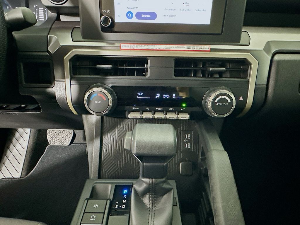 Thumbnail: 2025 Toyota Tacoma - 15