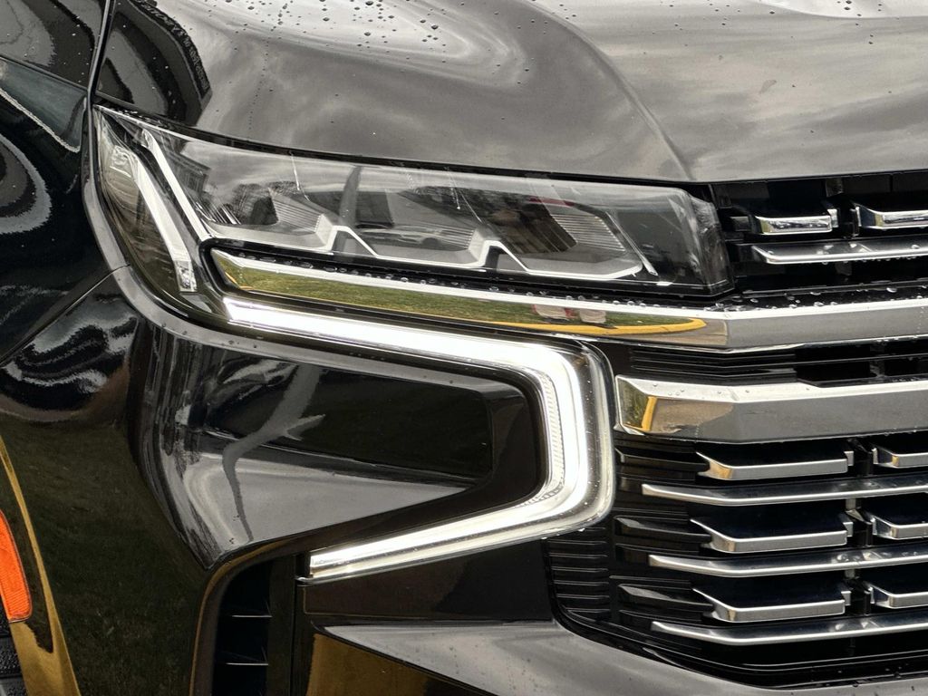 Thumbnail: 2021 Chevrolet Suburban - 4