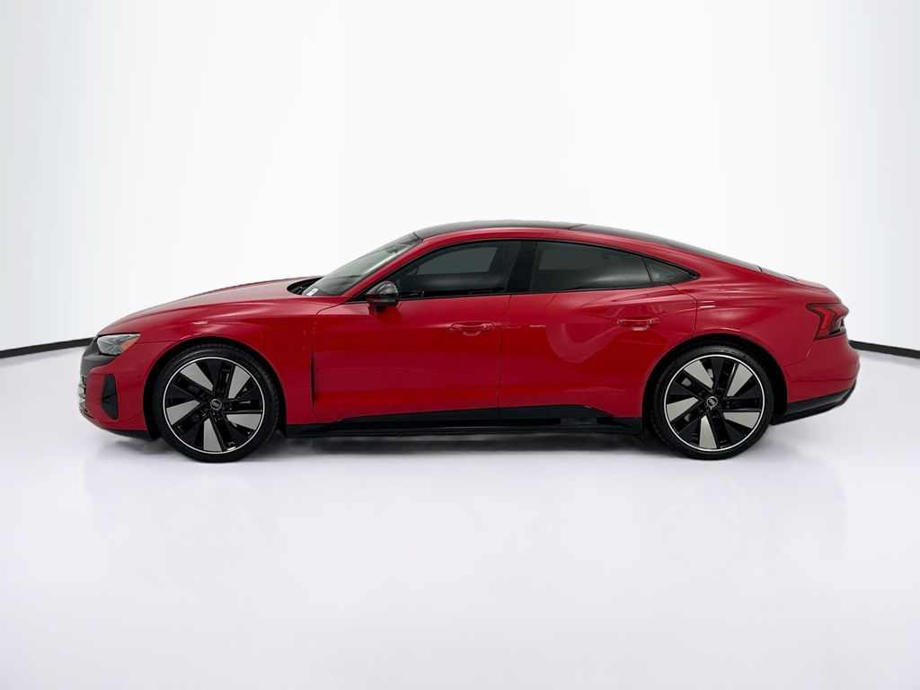 Thumbnail: 2024 Audi e-tron GT - 8