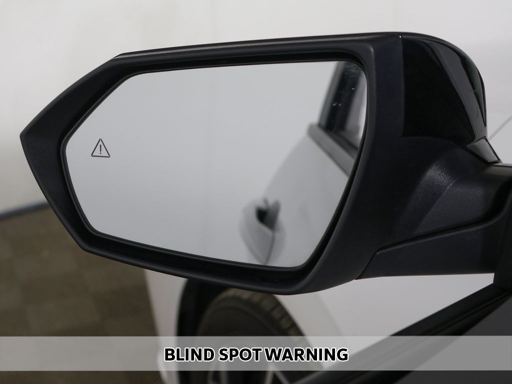 Certified Used 2025 White Hyundai SEL Sport image 4