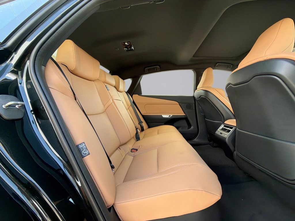 Thumbnail: 2026 Lexus ES - 17