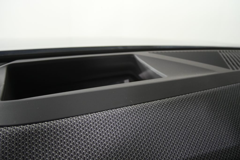 Thumbnail: 2025 BMW X3 - 18