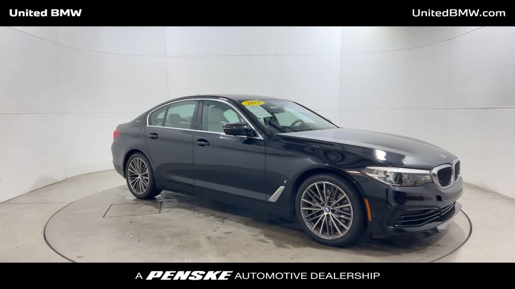 Thumbnail: 2019 BMW 5 Series - 2
