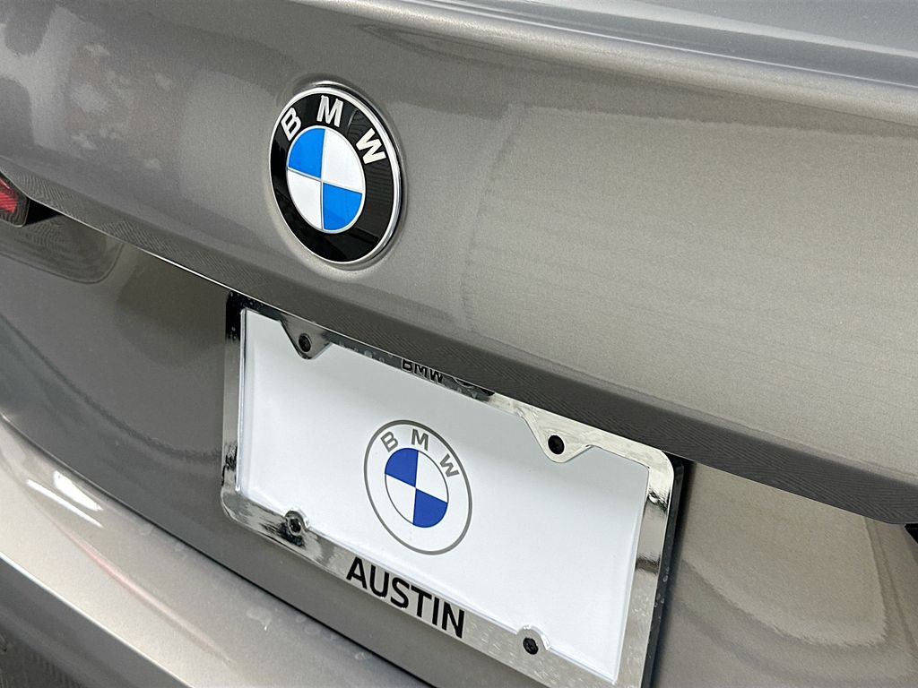 Thumbnail: 2026 BMW 5 Series - 22