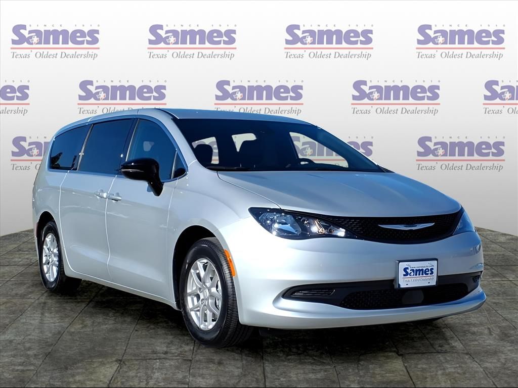 2026 Chrysler Voyager LX
