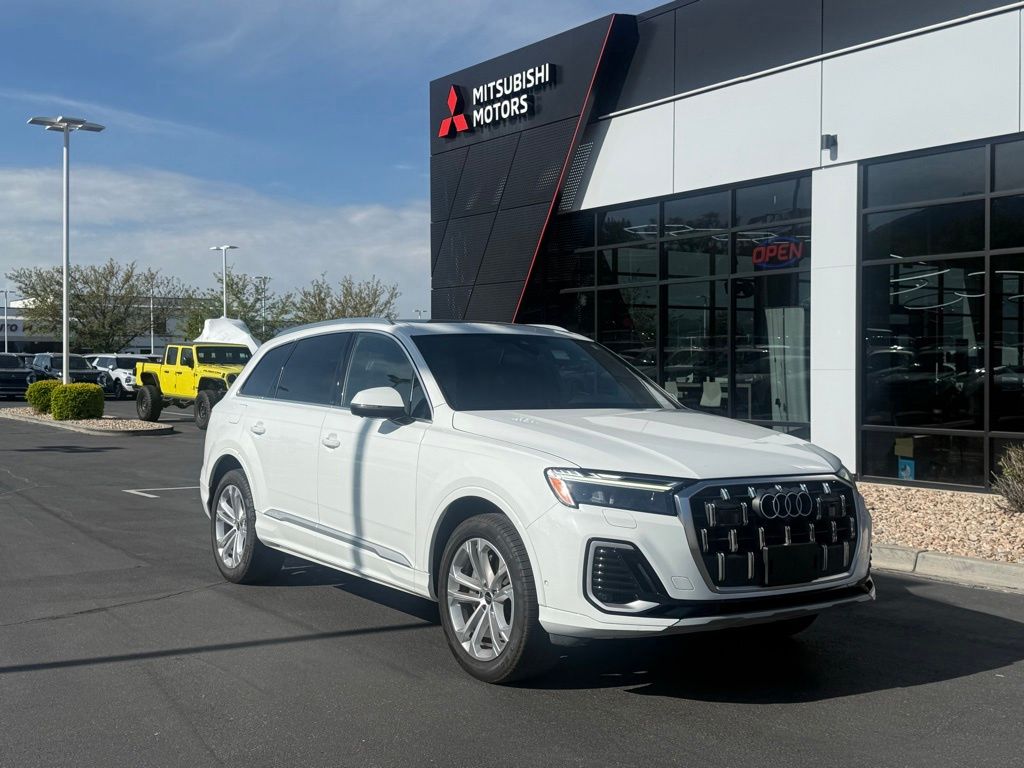 White 2025 Audi Q7 SUV / Crossover All-Wheel Drive 8-Speed Automatic