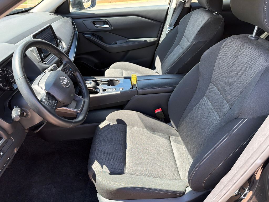 Used 2025 Black Nissan SV image 9