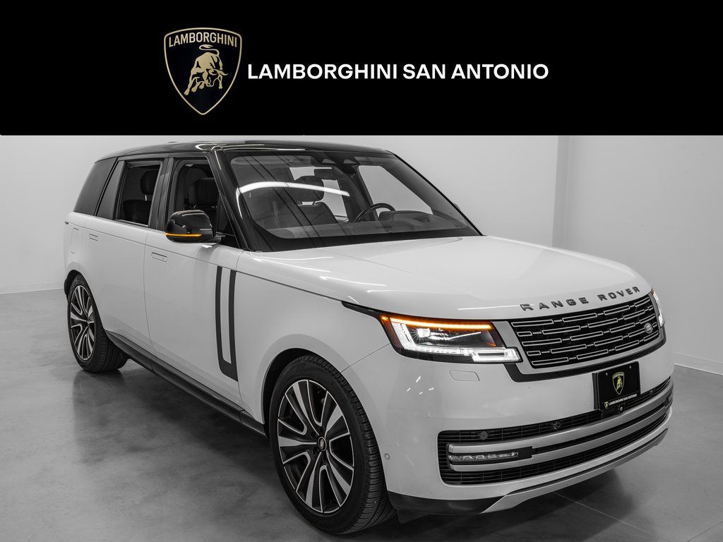 2023 Land Rover Range Rover P530 SE LWB AWD