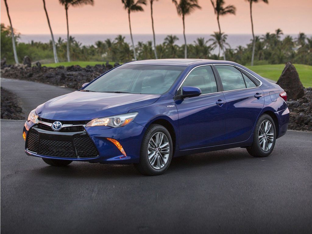 Used 2016 Toyota Camry Sedan