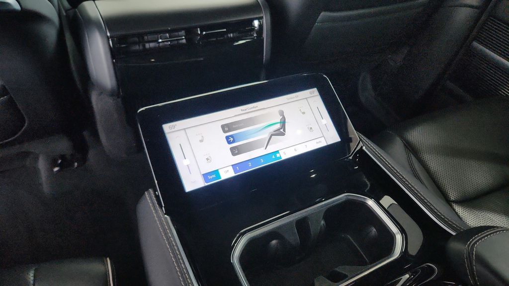 2024 Jeep Grand Wagoneer L