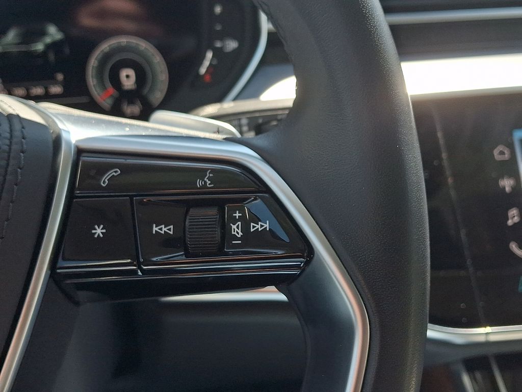 Thumbnail: 2023 Audi A8 - 23