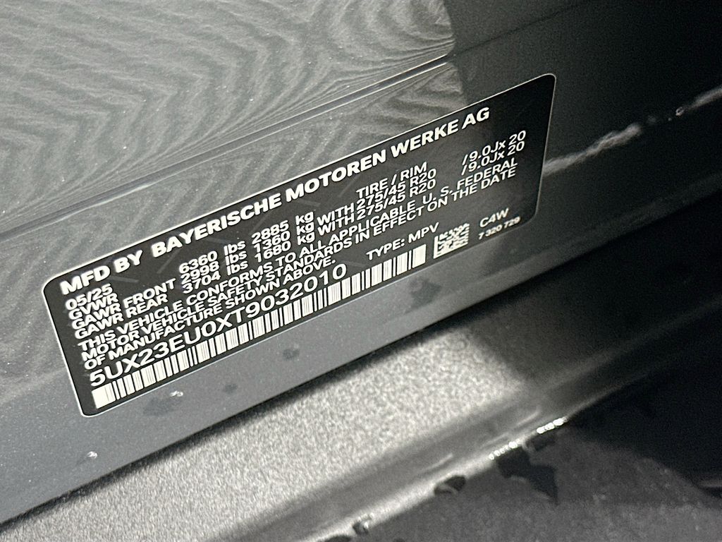 2026 BMW X5 M60i 24