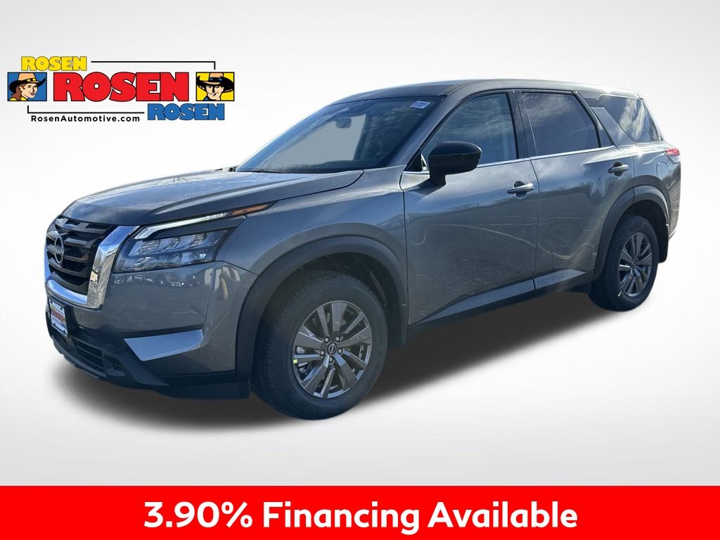 2025 Nissan Pathfinder S photo