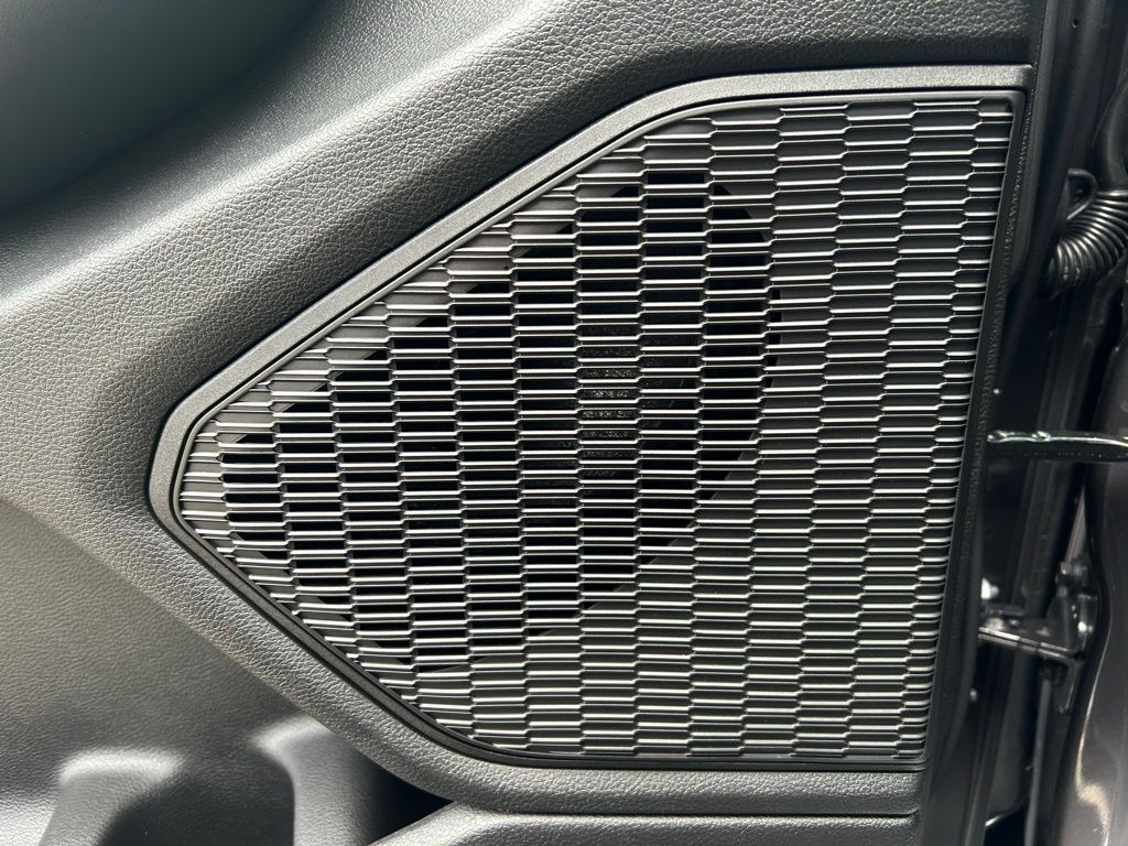 new 2025 Jeep Grand Cherokee L car, priced at $48,220