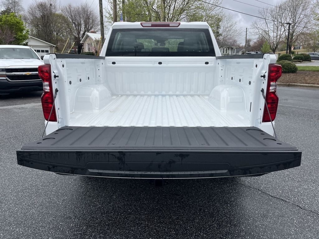 2025 Chevrolet Silverado 1500 WT photo
