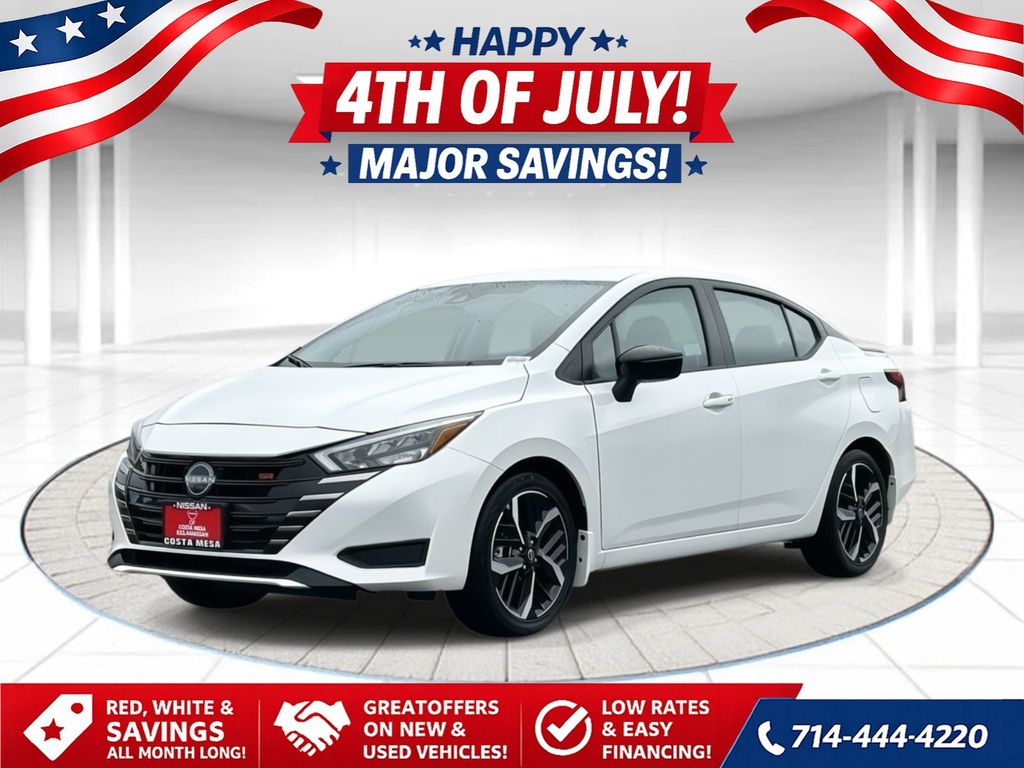 2025 Nissan Versa 1.6 SR