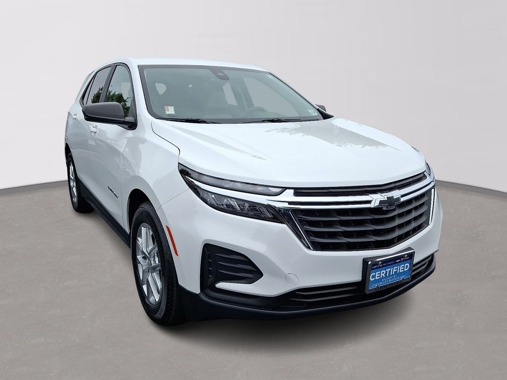 Thumbnail: 2022 Chevrolet Equinox - 3