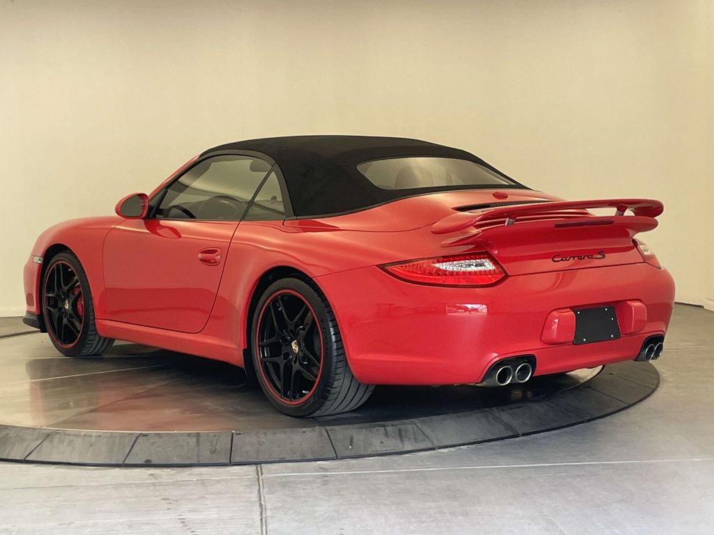 2010 Porsche 911 Carrera S - 2