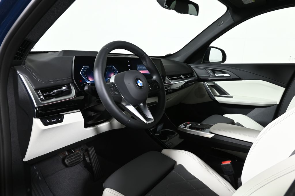 Thumbnail: 2026 BMW X1 - 15