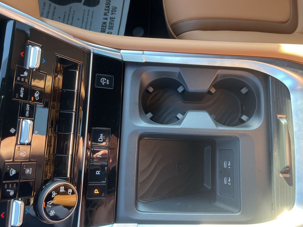 2025 Aspen White Tricoat Nissan Armada SL RWD SUV