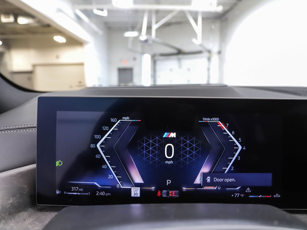 Thumbnail: 2025 BMW X5 - 14