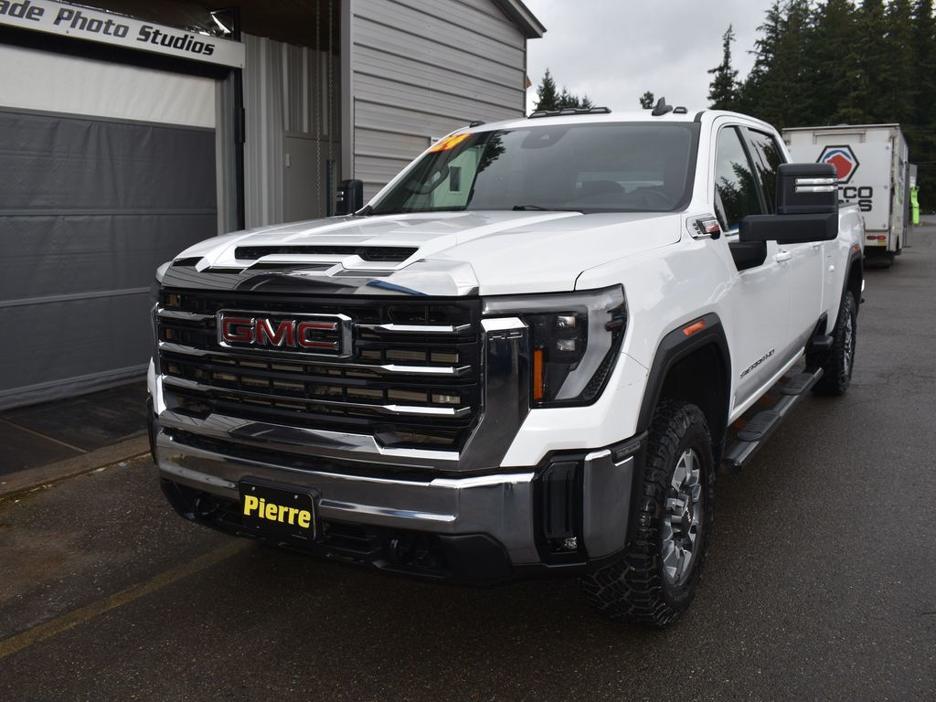 Summit White 2024 GMC Sierra 3500HD SLE Crew Cab 4WD Pickup Truck Four-Wheel Drive Automatic
