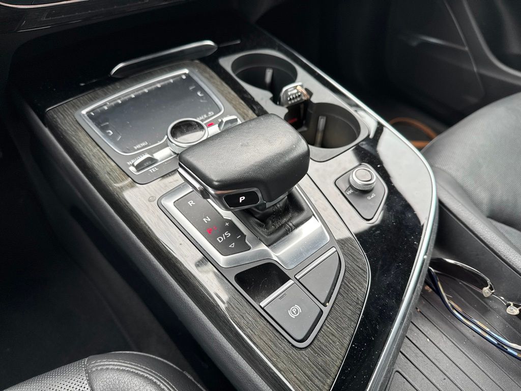 Used 2018 Gray Audi 3.0T Premium Plus image 4