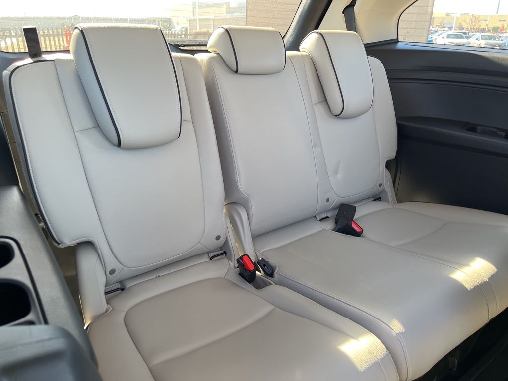 Thumbnail: 2026 Honda Odyssey - 30