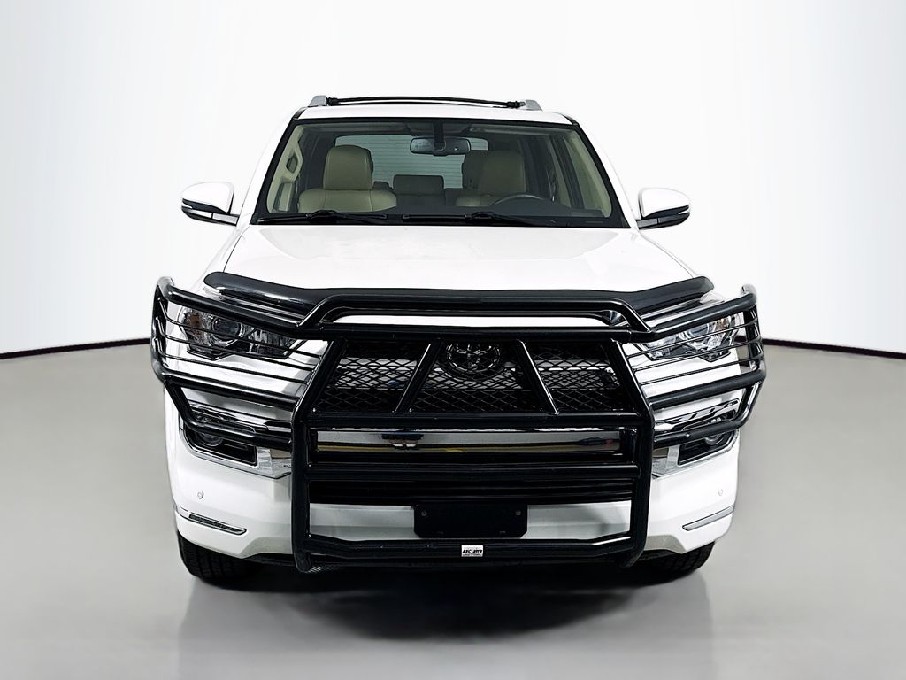 Thumbnail: 2016 Toyota 4Runner - 2