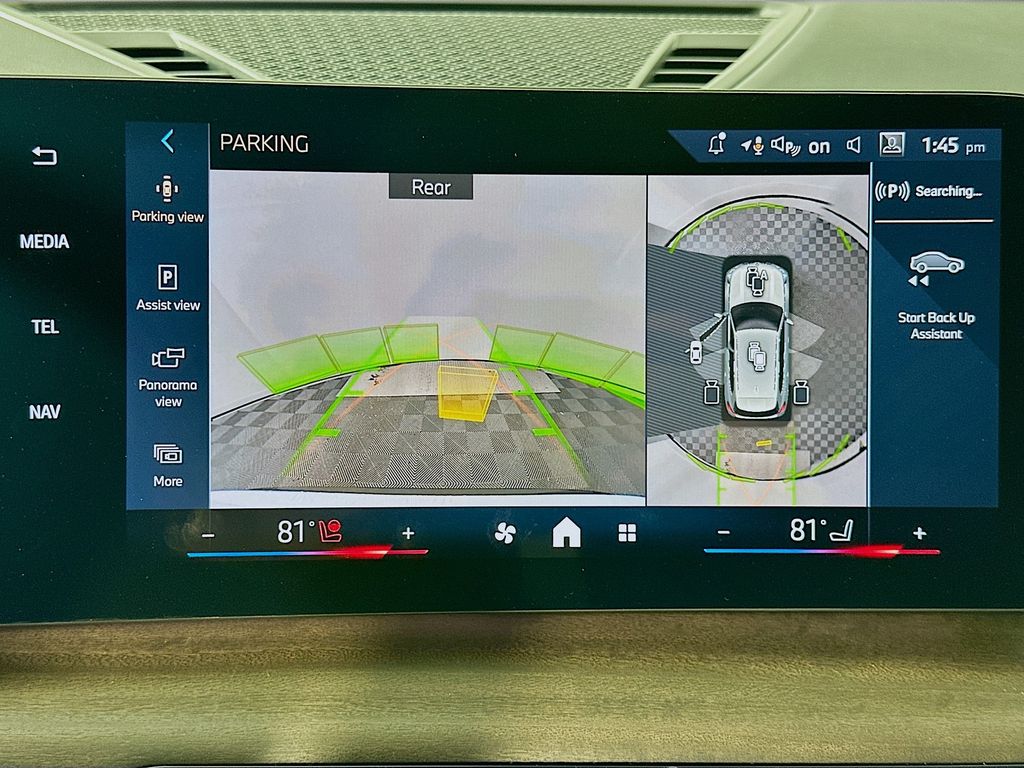 Thumbnail: 2026 BMW X1 - 13