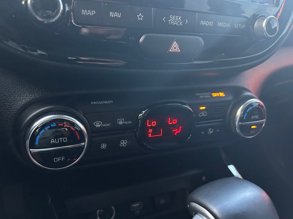 Thumbnail: 2022 Kia Soul - 18