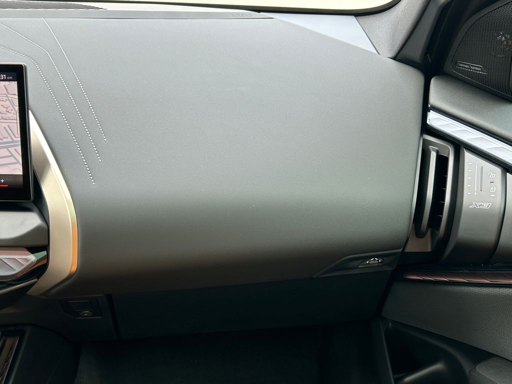 Thumbnail: 2025 BMW X3 - 26