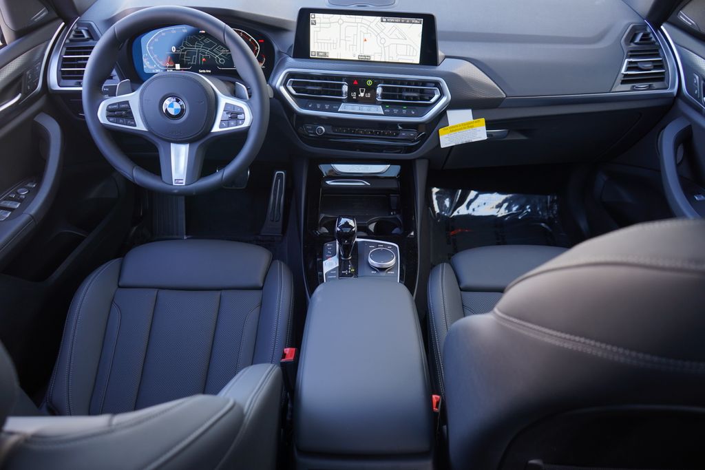 2024 BMW X3 sDrive30i 12