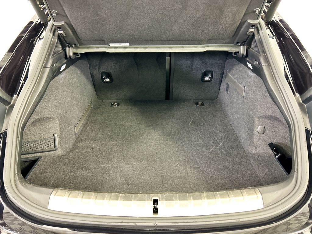 Thumbnail: 2023 Porsche Taycan - 29