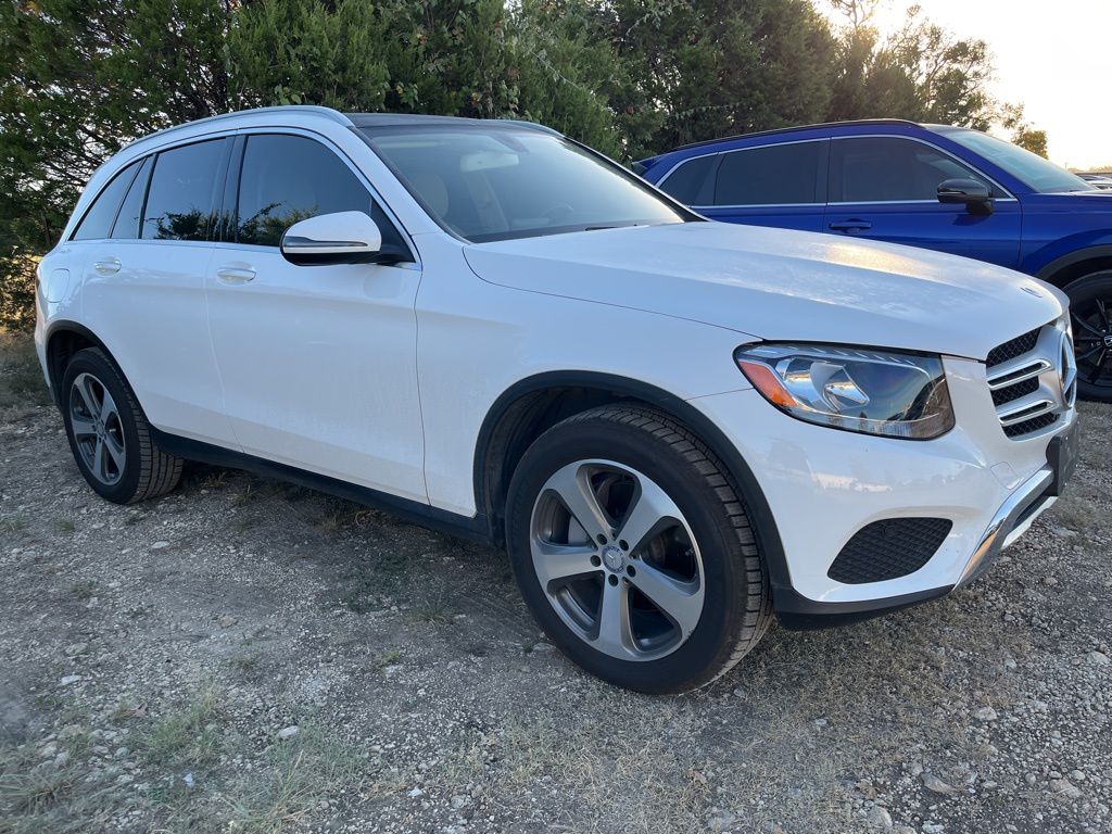 Thumbnail: 2017 Mercedes-Benz GLC - 2