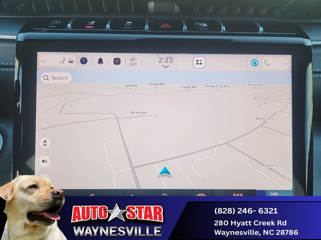 new 2025 Jeep Grand Cherokee car, priced at $47,990