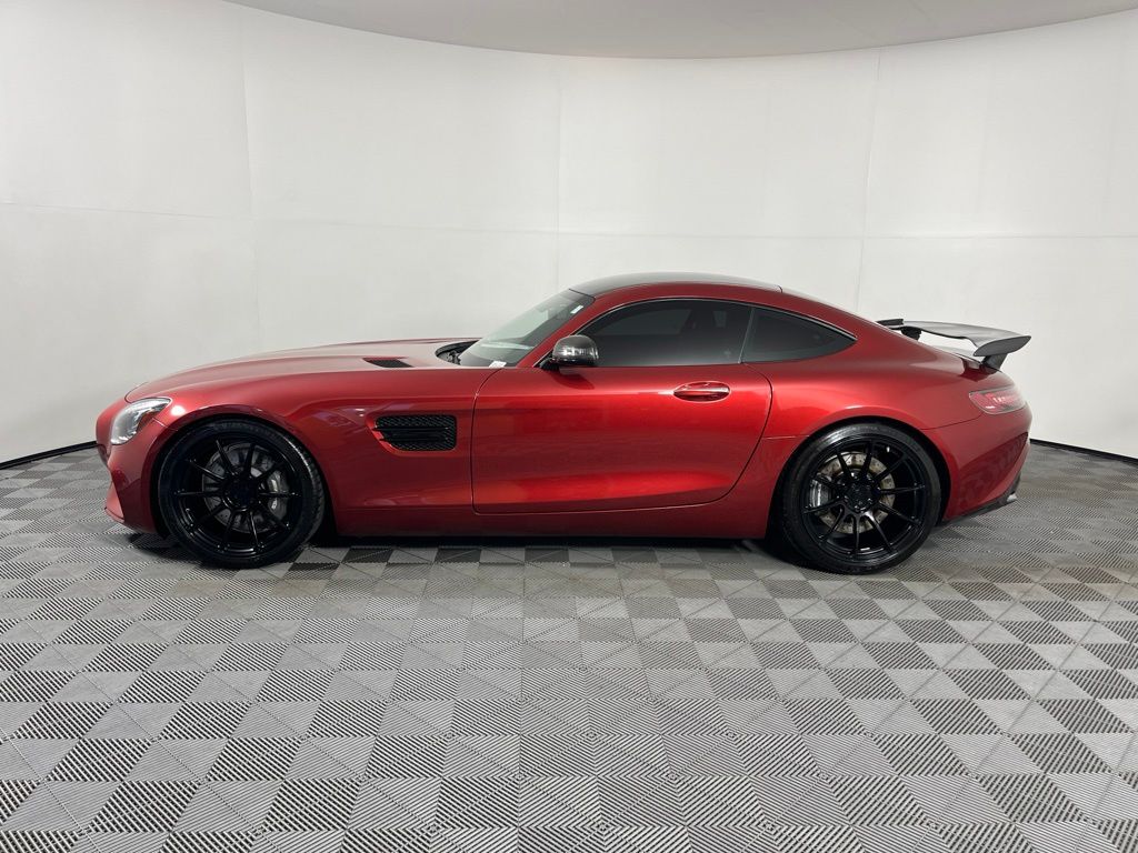 Thumbnail: 2017 Mercedes-Benz AMG GT - 9