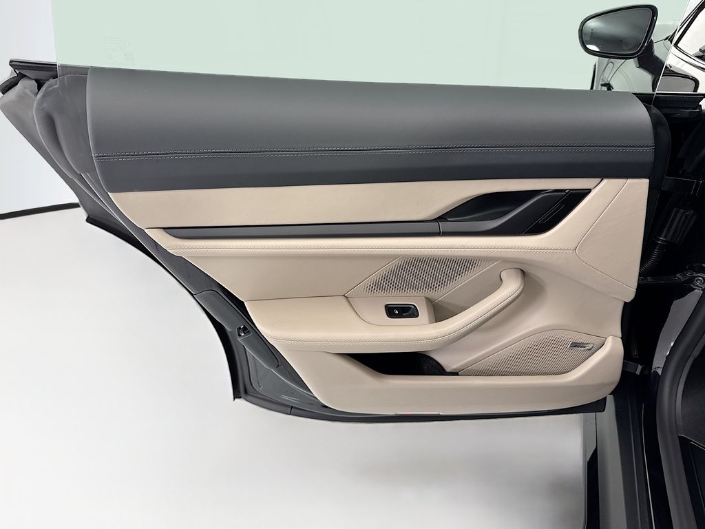 Thumbnail: 2026 Porsche Taycan - 26