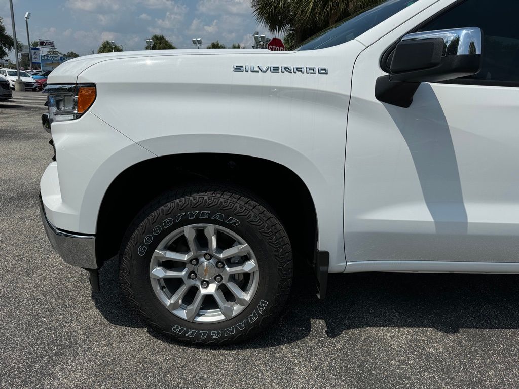 2024 Chevrolet Silverado 1500 LT 11